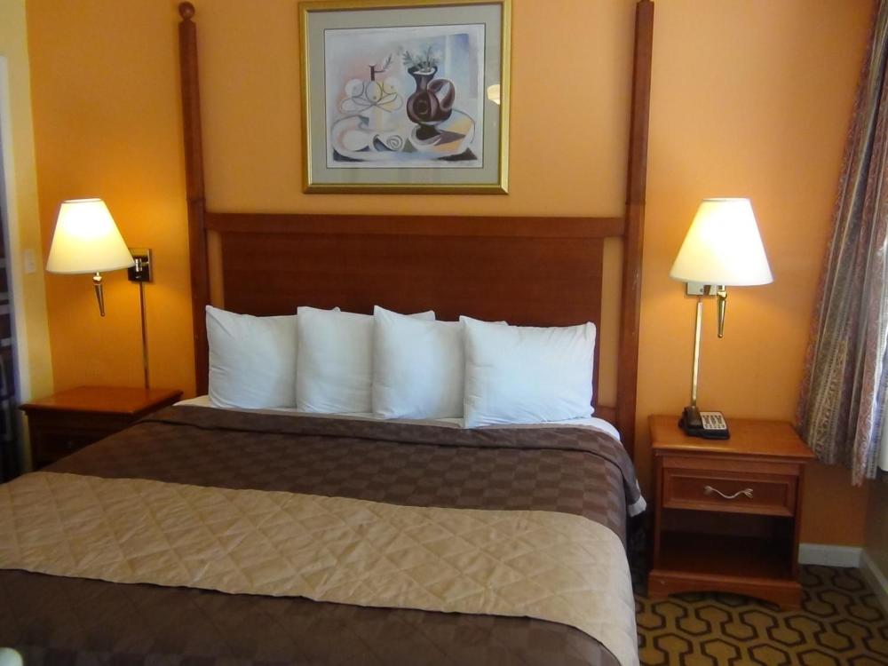 King Room with Spa Bath - Non-Smoking